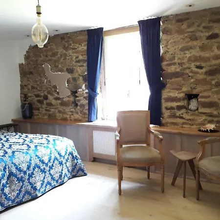 Le Vieux Moulin Bed & Breakfast Goudelin