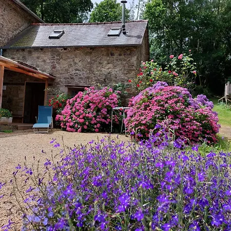 Le Vieux Moulin *